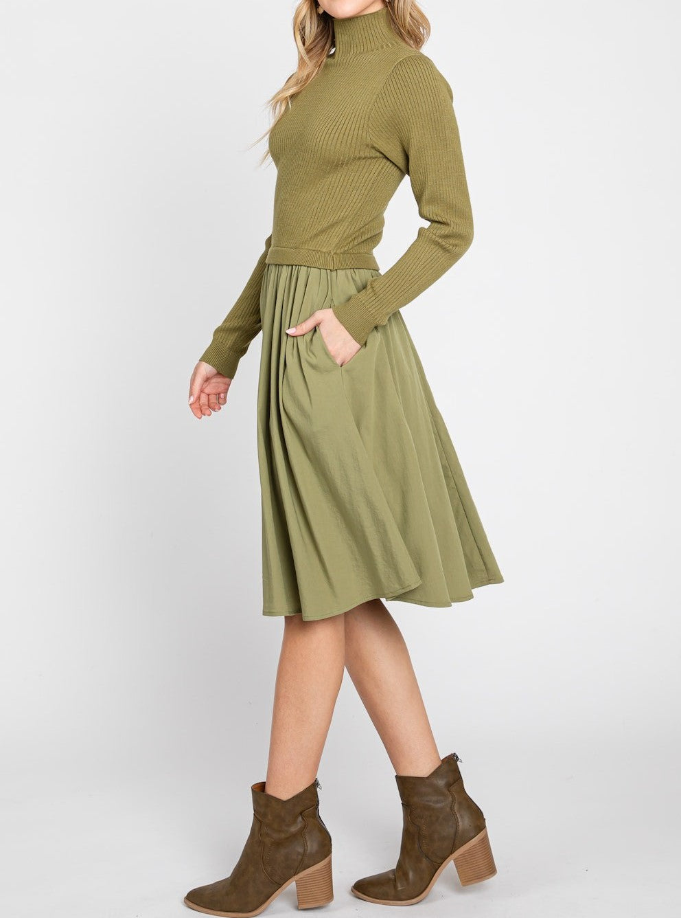 Olive Elegance - Sweater Dress