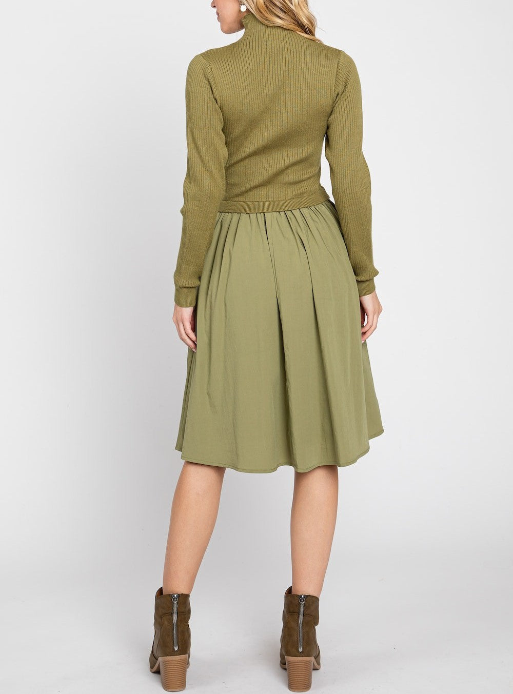 Olive Elegance - Sweater Dress